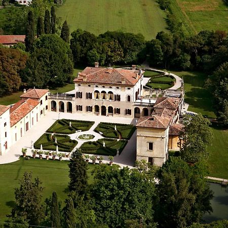 Hotel Villa Giona San Pietro In Cariano Esterno foto