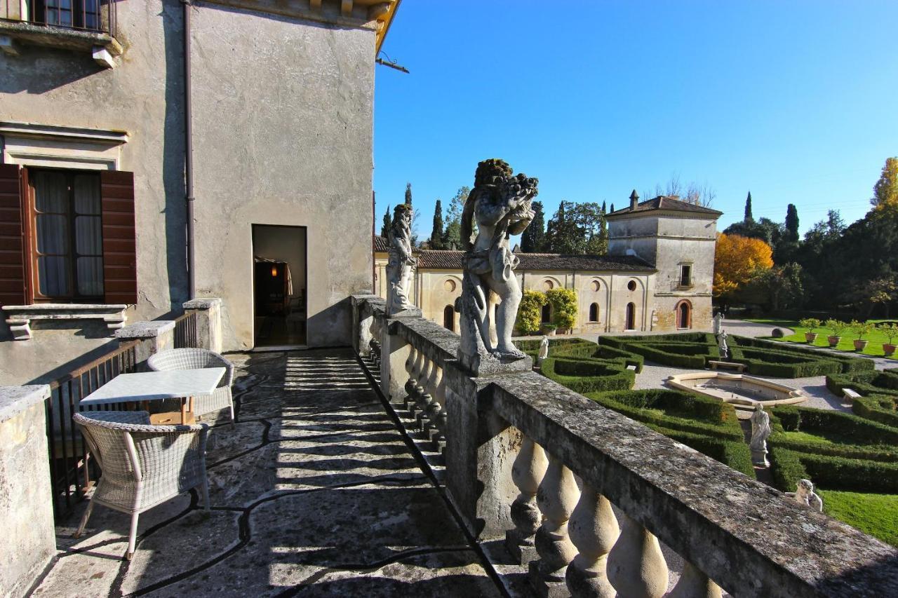 Hotel Villa Giona San Pietro In Cariano Esterno foto